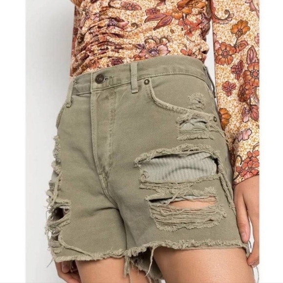 Free People Women's Maggie Denim Jean Shorts - Picture 1 of 7